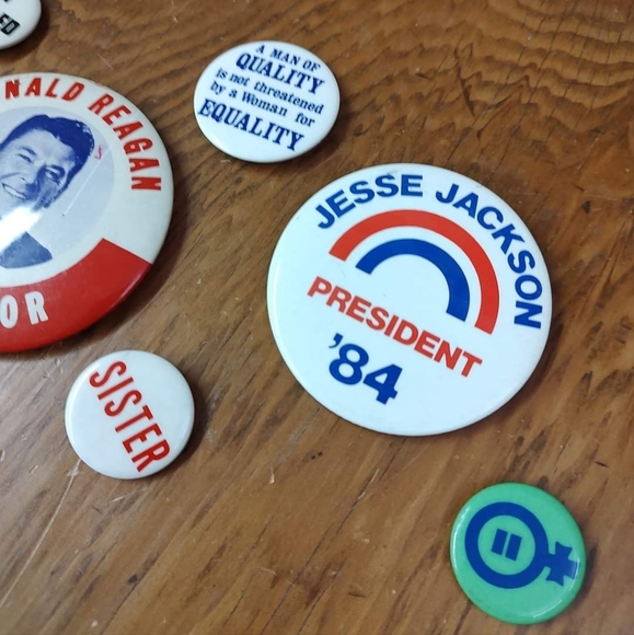 Misc Buttons - Ronald Reagan Political - Picture 2 of 4